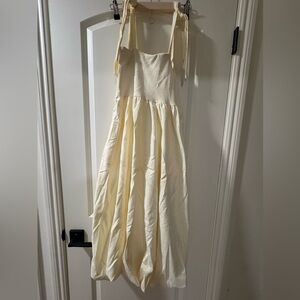 Elegant Cream Maxi Dress
